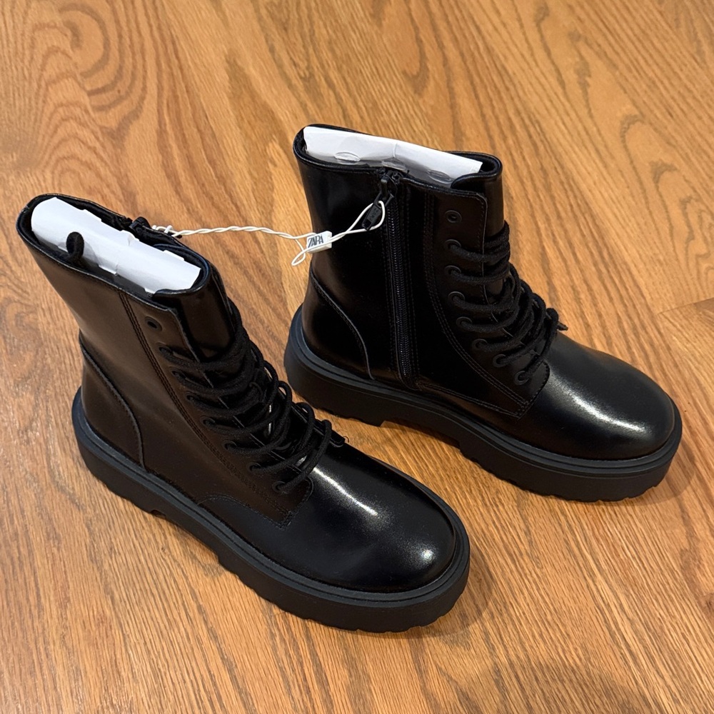 Zara Kids Black Lace-Up Combat Boots w/ Zipper opening